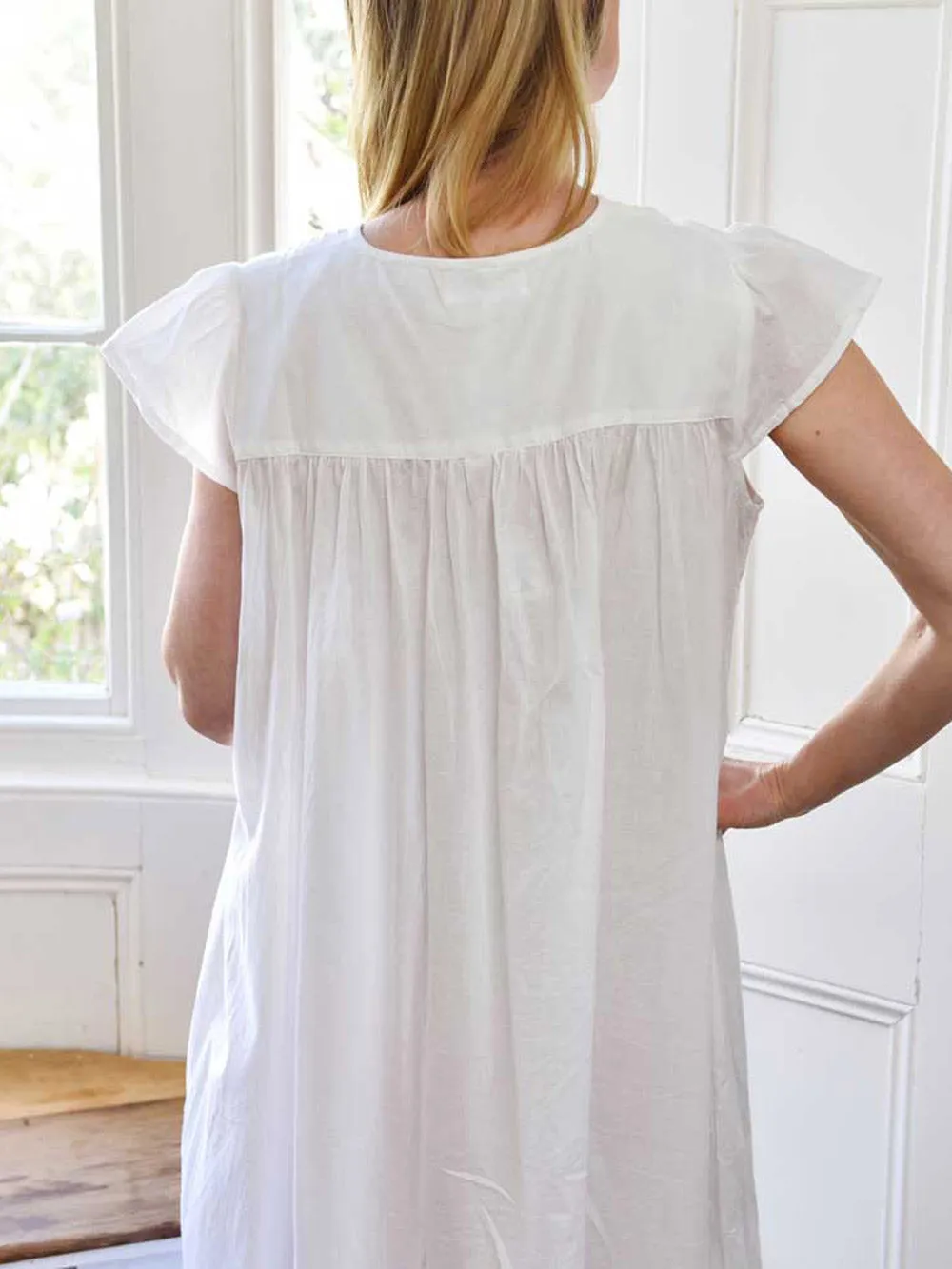 Beautiful Sarah White Cotton Nightdress  Size 16-20