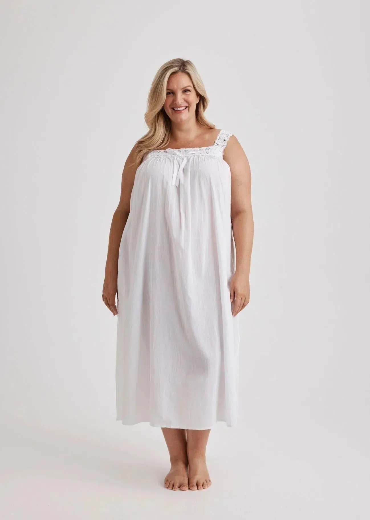 Deborah - Nightie - Mid Length - White