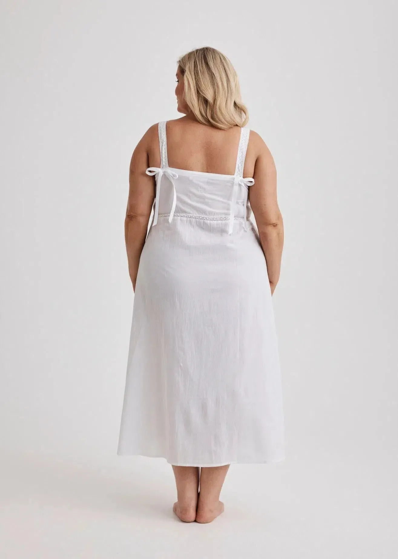 Jessica - Nightie - Mid Length - White