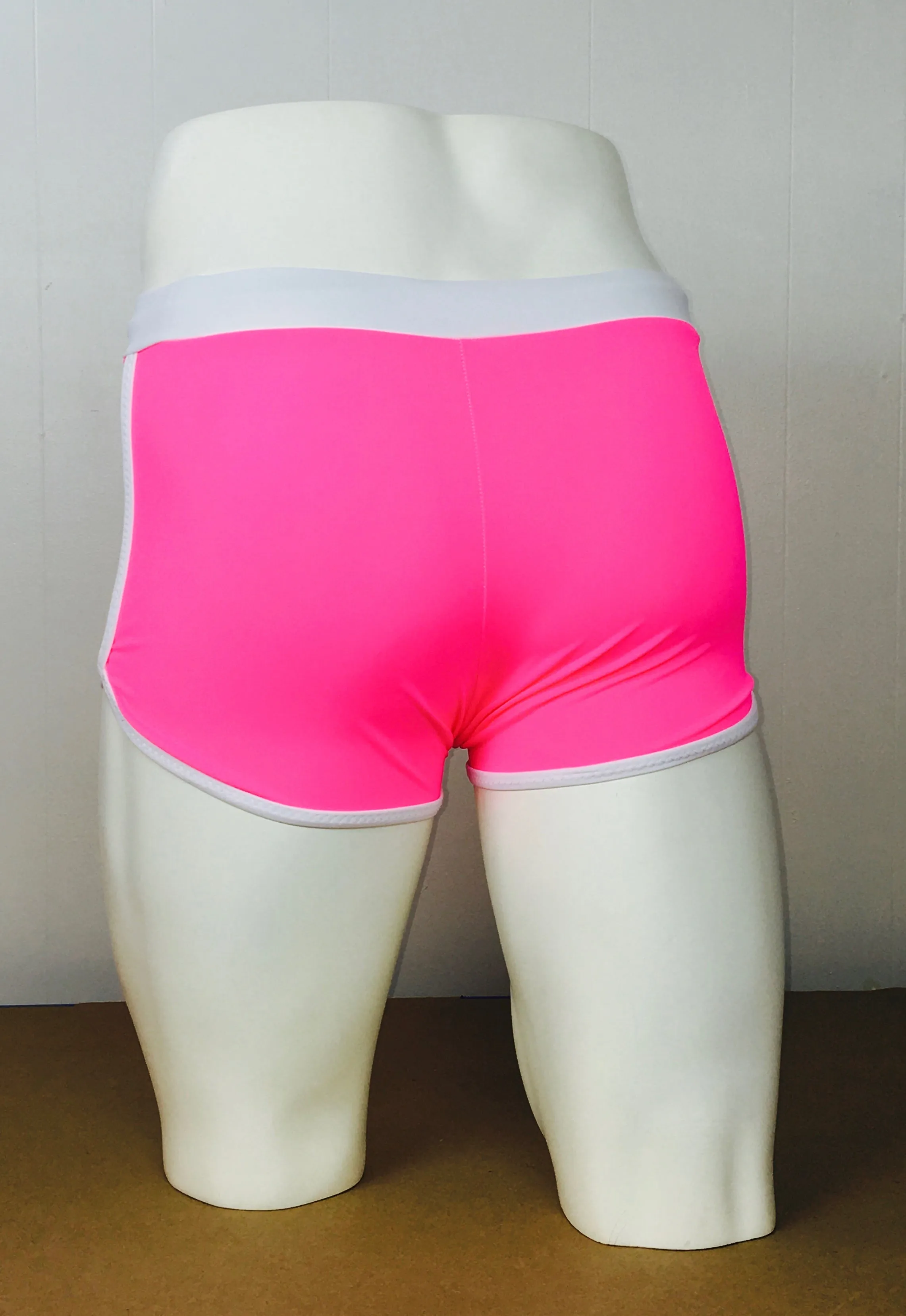 Men's Retro Style Swim Trunk with Waistband and Leg Binding PDF